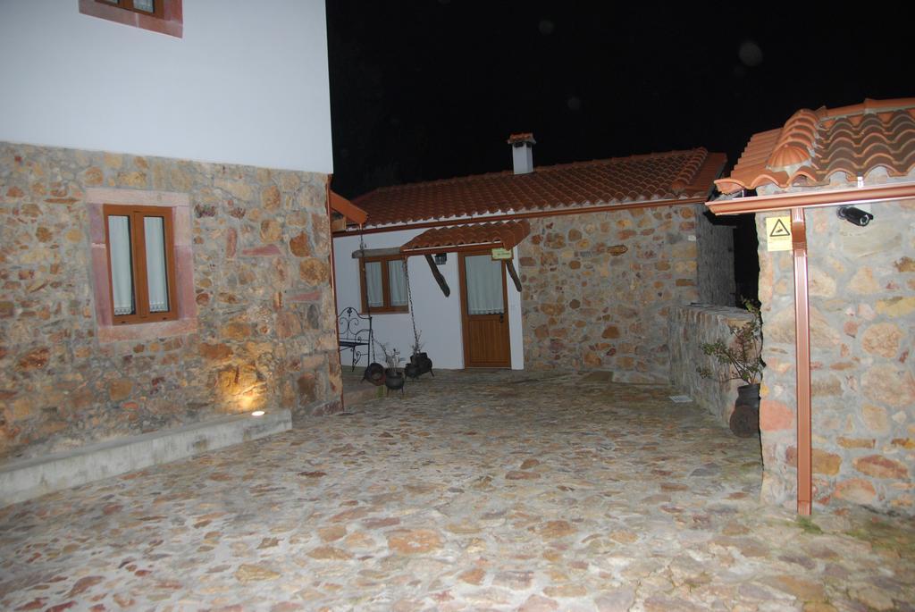 Casas No Terreiro Guest House Penacova Luaran gambar